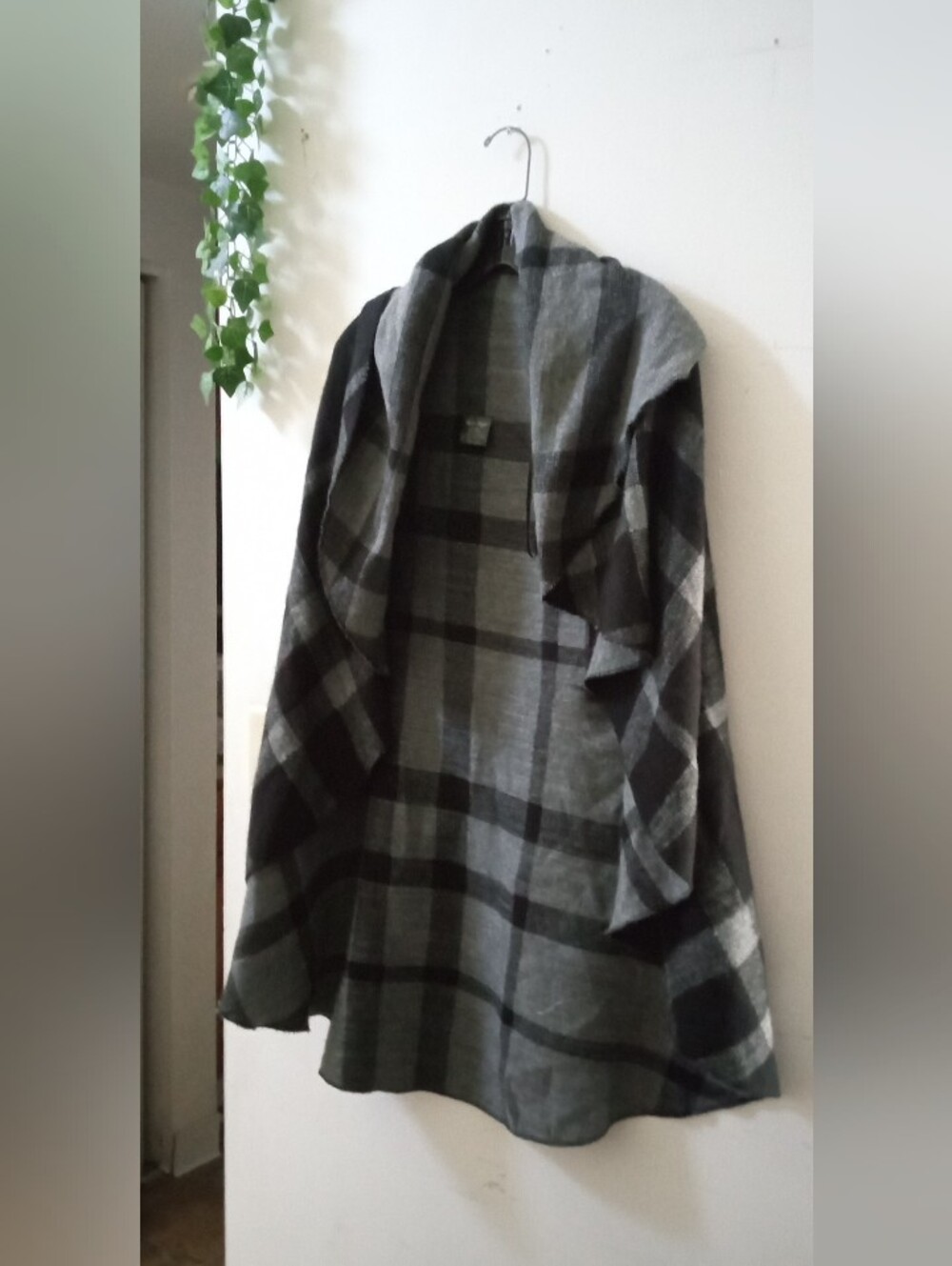Plaid Hooded Wrap Jacket - Gray/Black One Size